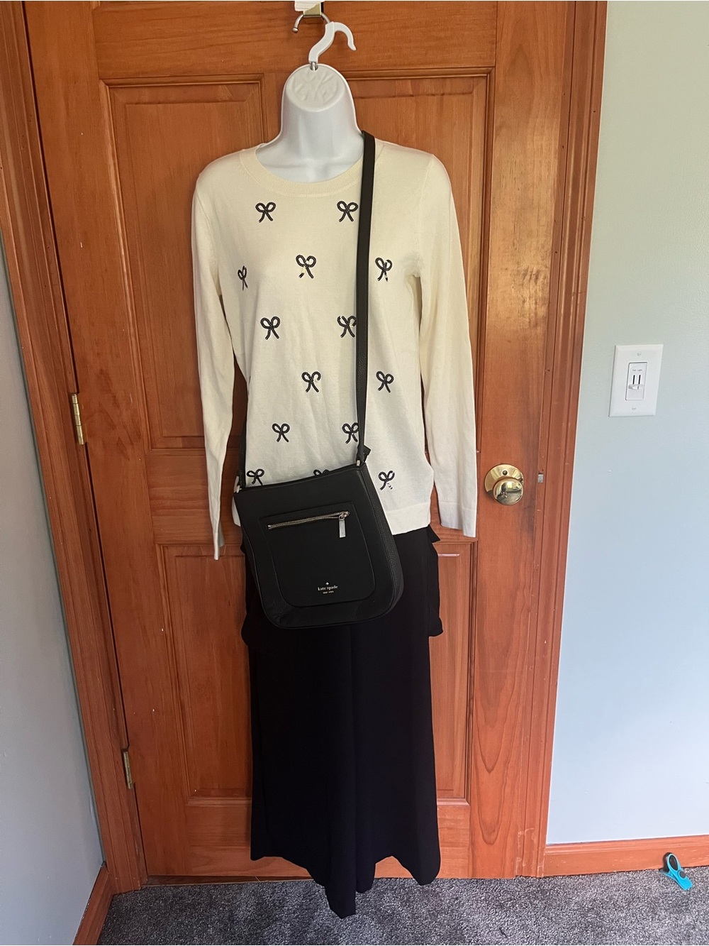 White Birch black pants with side pockets